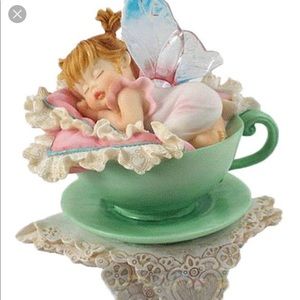 Meet your Posher, Polly